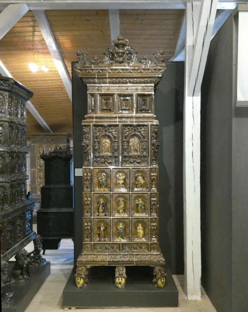 Готический камин — Русская Майолика